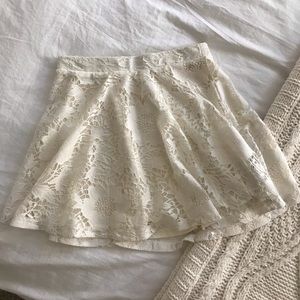 Aeropostale White/Cream Laced Short Skirt